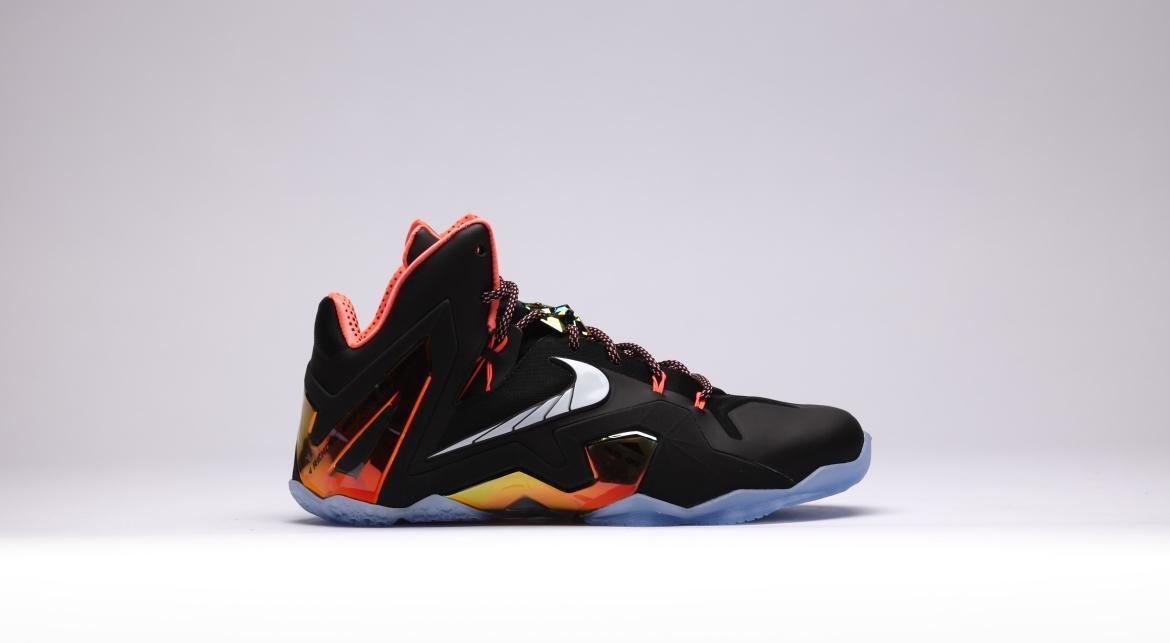 Lebron 11 clearance elite black gold